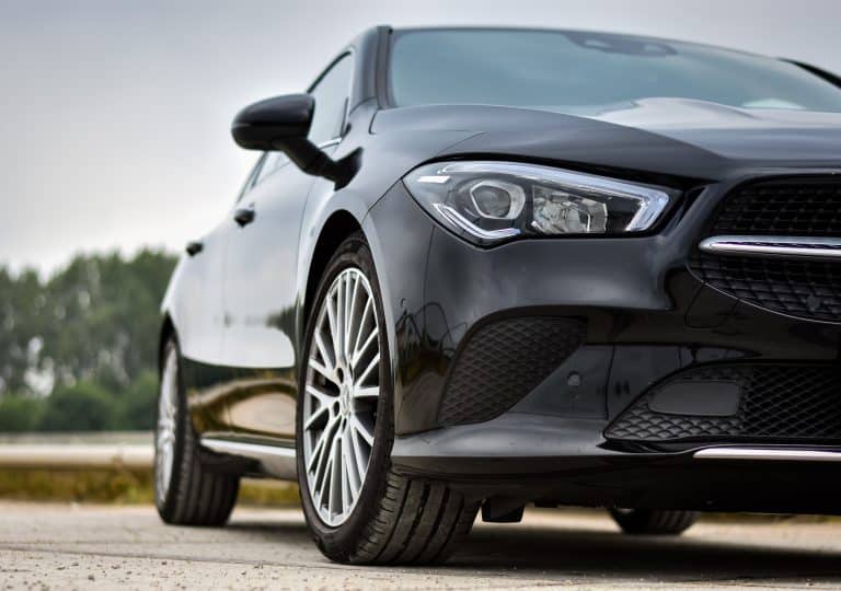 pourquoi les pneus sont vendus par paire