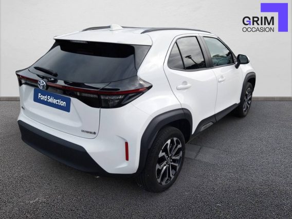 toyota yaris cross hybride h wd design